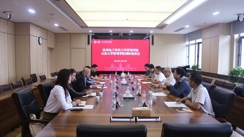 打样PCB板材质选择：关键因素与误区解析**